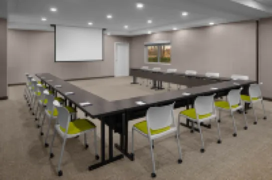 スプリングヒル スイーツ グランド ラピッズ エアポート サウスイースト