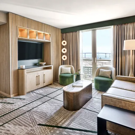 Omni San Diego Hotel Отели рядом с достопримечательностью «Стадион «Петко-Парк»»