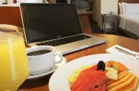 Fiesta Inn Express Nuevo Laredo Hotels in Nuevo Laredo