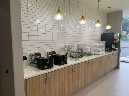 La Quinta by Wyndham Lake City