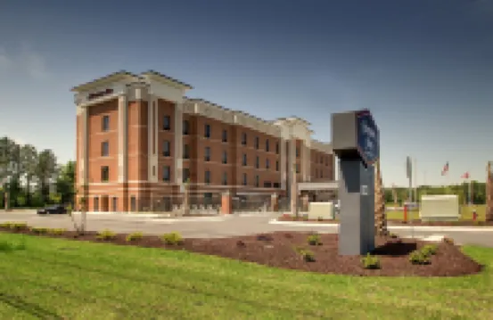 Hampton Inn by Hilton Sneads Ferry North Topsail Beach