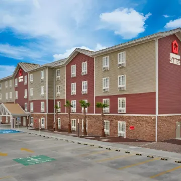 Extended Suites Monterrey Aeropuerto