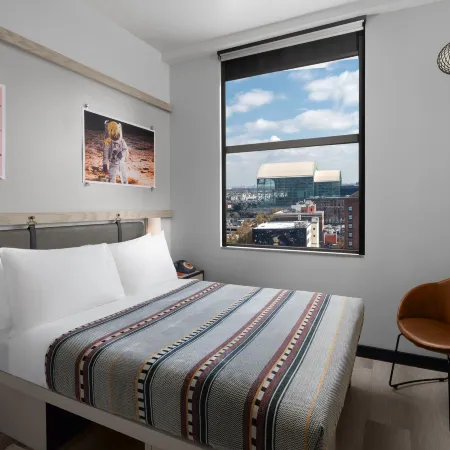 Moxy Houston Downtown Отели рядом с достопримечательностью «Менил Коллекшен»