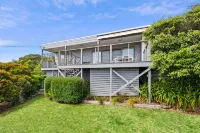 Anglesea Outlook Hotels near Anglesea Golf Club