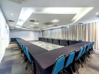 Manhattan Porto Alegre by Mercure Hotels near Total Shopping Mall