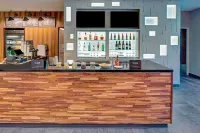 Courtyard Appleton Riverfront - bar