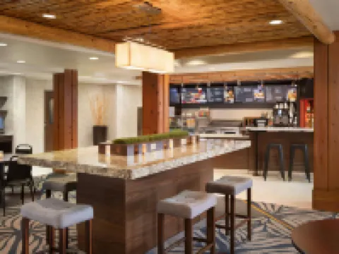 Courtyard Farmington Hotels in Farmington