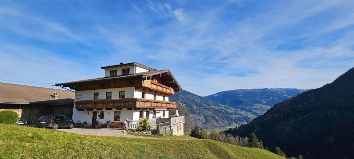 Apartment in Zillertal Near Ski Slopes Hoteles en Fügenberg