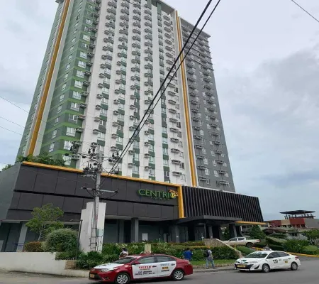 NEW 2-Bedroom PENTHOUSE Condo Unit CENTRIOMall