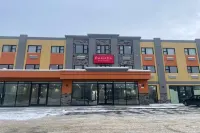 Ramada by Wyndham West Edmonton Hotel & Suites
