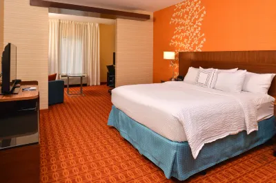 Fairfield Inn & Suites Calhoun Hotels in Calhoun