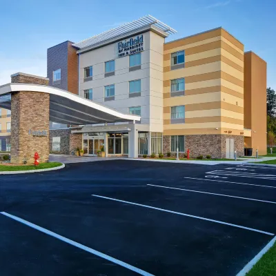 Fairfield Inn & Suites Plymouth Hotels near Plymouth Rock