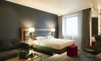 Moxy York