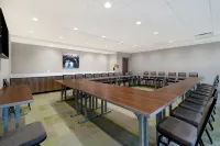 Home2 Suites by Hilton Redding Hotels in Redding