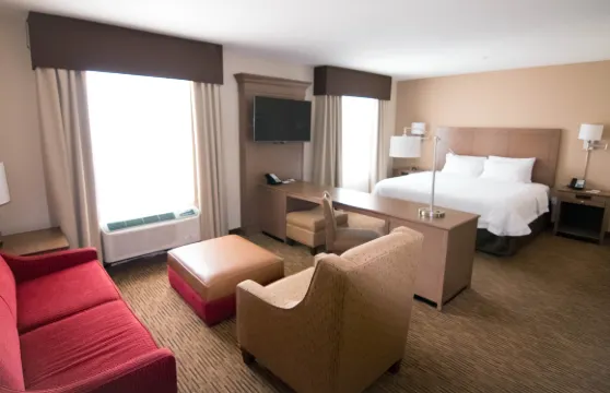 美國達拉斯/弗賴拉辛北球館歡朋套房酒店