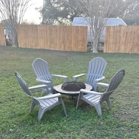 Schertz Country Farmhouse on 1 acre with Gameroom