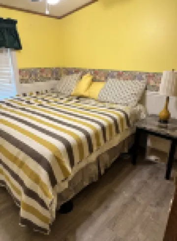 Spacious, peaceful home away from home...snow or sun!