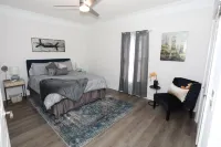 Golf Course Retreat w/Sunroom, Pool Table & Patio