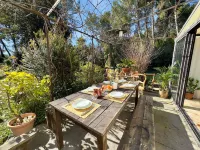 Grande Maison de Caractère en Plein Coeur de la Provence