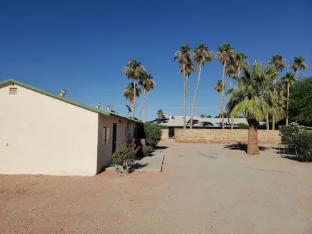 Quirky Yuma guesthouse