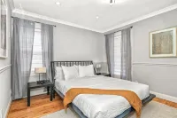 Perfect 2 Bedroom Retreat | The River Home Hotels near Marshalls