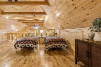 air hockey  flat roads  hot tub  new build Hotels near Foxfire Mountain Swinging Bridge
