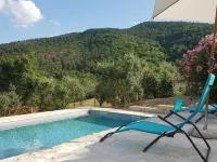 Charming rustic country house in northern Umbria with exclusive use of pool - Wifi