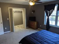 Quiet 3 BR 1.5 Bath Duplex Near 5 Colleges, Connecticut River, and Hiking Trails