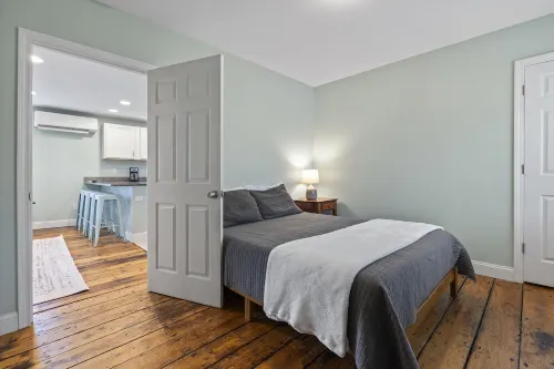 Spacious 3BR, 12-Min to OOB Beach & Pier, Sleeps 8