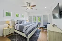 It's Shore To Be A Lake Day - Brand New Beautifully Decorated Lake Home