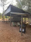 Cozy cabin Pickwick near Stateline boat ramp and State Park, with boat storage