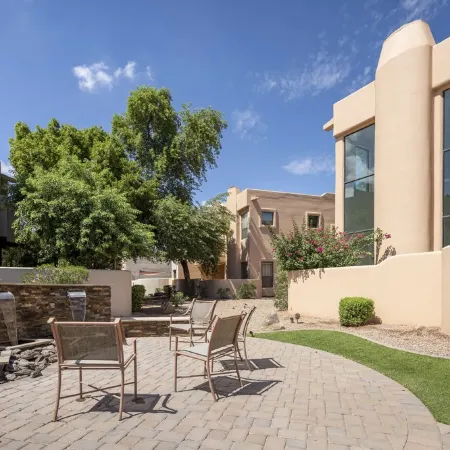 Modern Spacious 2 Master Bedroom Cal King with Loft & Pool Sleeps 6