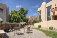 Modern Spacious 2 Master Bedroom Cal King with Loft & Pool Sleeps 6