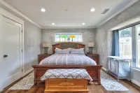 Amazing escape! Private pond+yard games+EV charger