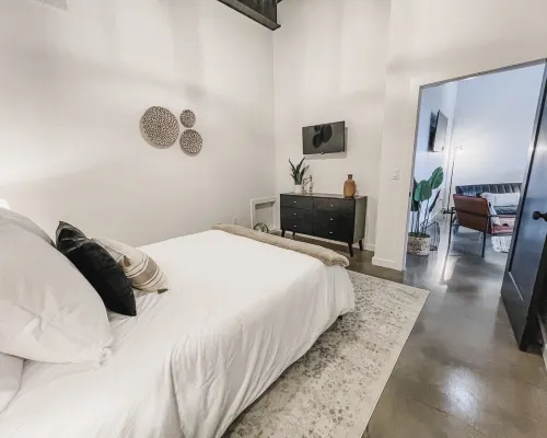 The Flats - Industrial modern loft within walking distance to downtown! マウンテン・ホームのホテル