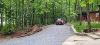 Cabin in the Woods - 5 Miles to Dayton Boat Ramp! 2 miles to NACA Fort Bluff!