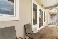 Beach Front- HEATED Inground Pool-Hot Tub-Arcade Games-New Interior Decor