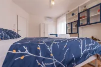 Entire bright two-room apartment in Biandrate (No), 2 bedrooms, 4 beds.