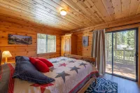 Knotty Pine Family Cabin (Tahoe Donner) - Dogs Welcome!!!