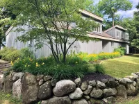 Good Hart Beach Cottage on 100' of Private Beach on Lake Michigan Hotel a Emmet County