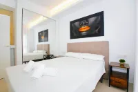 Vacation apartment with pool for 6 people in a prime location