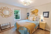 New Game Room-Snow Cones-Pet Friendly-Dock-Fire Pit-Kayaks-Paddleboards-
