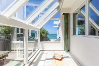 Edge of Ocean House Hotels in Moss Beach