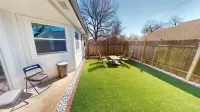 Cozy 3bd Southeast Austin - close to everything! Hotel in zona McKinney Falls State Park