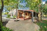 18-Acre Texas Ranch w/ Venue Barn & Pickleball