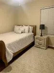 Inviting/Cozy Home in Medical Center - Beautiful home to stay!! Hotels near LJ Foot Massage