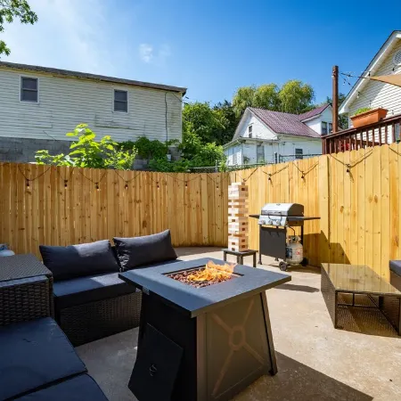 #Discount#AquaOakHill#HotTub#Newrgorge#FirePit#Arcade