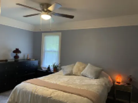 Red Door Tudor in Historic Newport Glen/ Mill Creek Park Hotels in Boardman Township