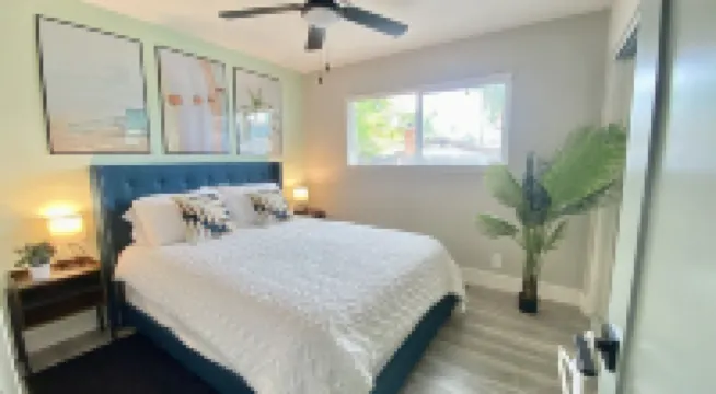 Moonlight Cinema - 15min to Beach