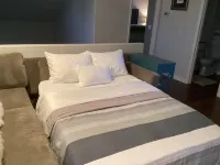 Clean Family Home / Resort like outdoor space Hotels in Desert View